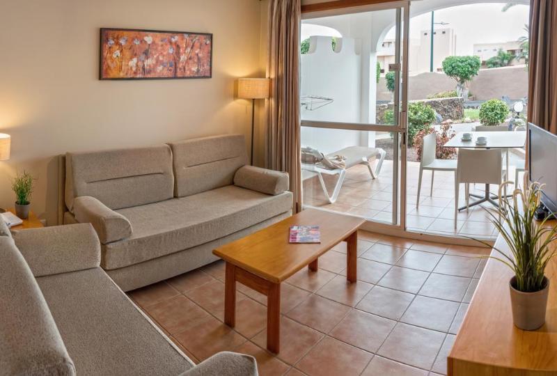 Sotavento Club Aparthotel 4*